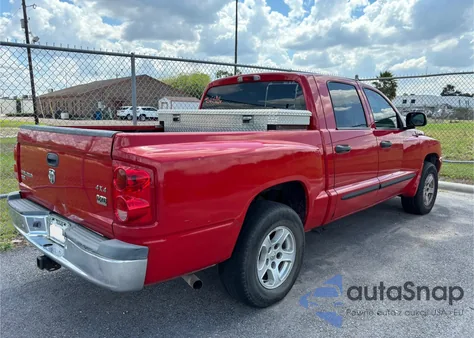 2006 Dodge Dakota Slt z USA, uszkodzony, nr VIN 1D7HW48N66S528766